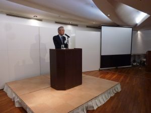 北海道カナダ協会　藤田会長