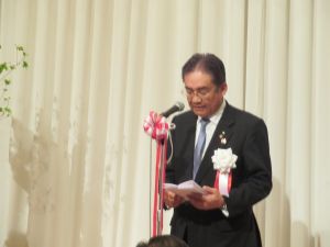 堰八義博北海道カナダ協会　会長