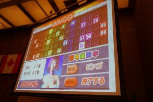 BINGOゲームで大盛り上がり